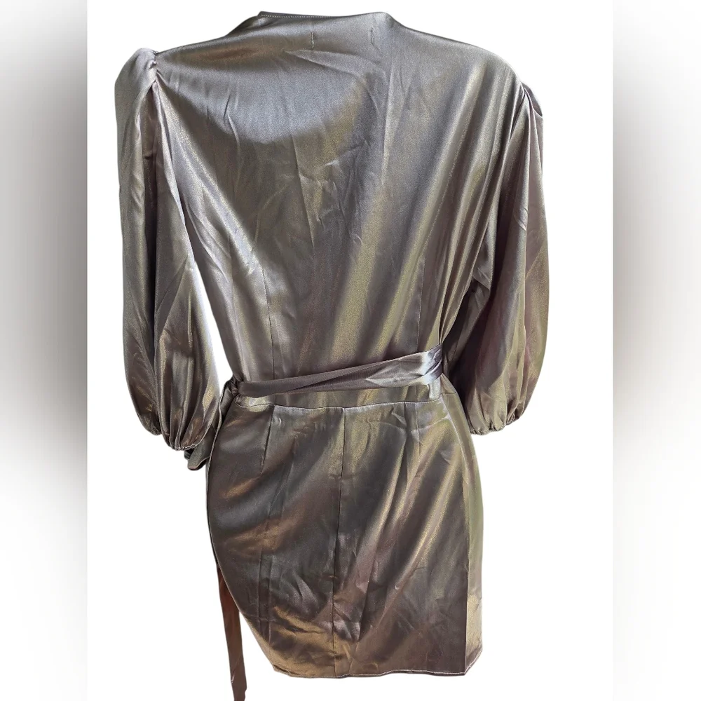 NWT Reformation Terezia Silver Mini Wrap Dress Size M - Picture 3 of 5
